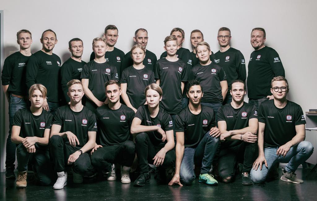 9 akk driver academy AKK Driver Academy on AKK-Motorsportin huippuvalmennusryhmä, joka valmentaa lahjakkaita kuljettajia kohti autourheilun ammattilaisuutta.