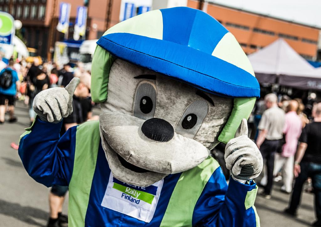 15 akk sports oy AKK Sports Oy on AKK-Motorsport ry:n kokonaan omistama markkinointiyhtiö.