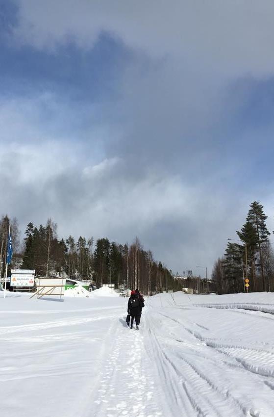 Miten alue otetaan haltuun? Tutustumisvierailut alueen pääkirjastoissa Kyselylomake: Missä aikaisemmin käyty koulutuksissa?