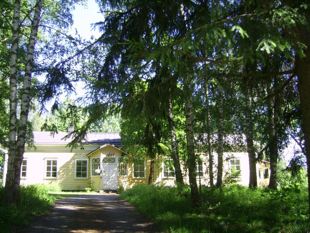 Kaunisniementie 415 16900 Lammi