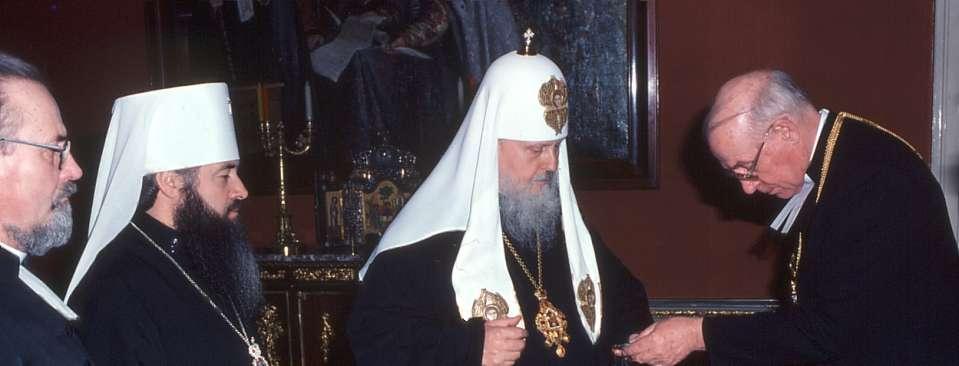 Patriarkka Pimenin vastaanotolla Moskovassa. Vas. teol.lis.