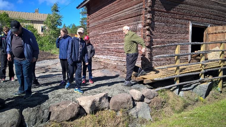Aittaan rakennettava kesäkahvila on hyvä tapa pitää huolta vanhasta rakennusperinnöstä. Sorkan Kyläyhdistys on aittakahvila -projektillaan kehittänyt kylän matkailupalvelua.