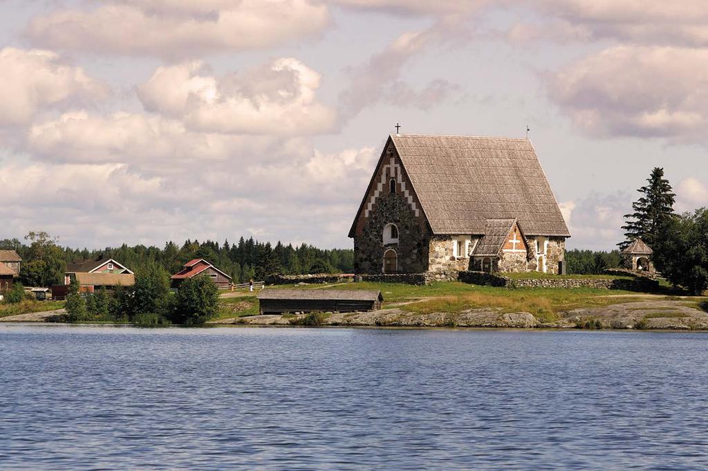 Tyrvään Pyhän Olavin kirkko Kallialan kylään tehtiin ensin puukirkko ja sen jälkeen kivikirkko. Kalliala nimi muuttui Ala-Sastamalaksi, myöhemmin Tyrvää.