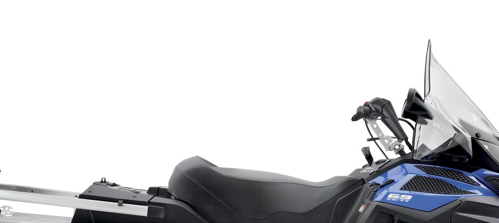 Pikasäädettävä ohjaustanko helpottaa oikean ajoasennon löytämistä. Ainutlaatuisen hiljainen ja polttoainetaloudellinen Rotax 600 ACE -nelitahtimoottori.