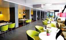 Hotellissa oma lounge ja aamiaisravintola. Hestia Hotel Seaport Satamassa D-teminaalin vieressä sijaitseva edullinen ja laadukas hotelli.