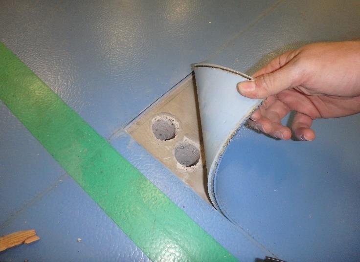 4 Kosteusmittaukset 3.2.5 Johtopäätökset B-osan alapohjarakenteen kosteusolosuhteita kartoitettiin pintakosteusilmaisimella ja suhteellisen kosteuden mittaukset suoritettiin ns.