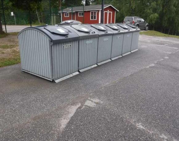 kunnostaminen Ulko-ovien edessä olevien betoniportaiden /-tasojen kunnostaminen 4.2. RAKENNUSTEKNIIKKA 4.2.1. Perustukset ja sokkelit Rakennus on perustettu betonianturoiden ja -sokkelin varaan.