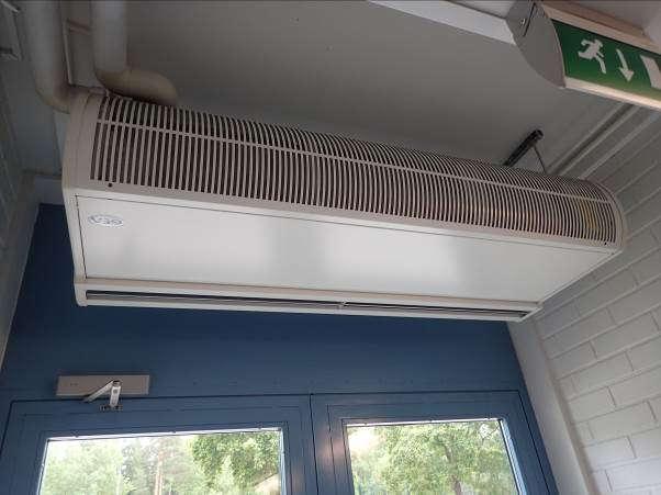 Pattereissa on pääosin termostaatein varustetut patteriventtiilit, jotka ovat uusittu peruskorjauksen yhteydessä. Myös esisäätöventtiilit ovat uusittu.