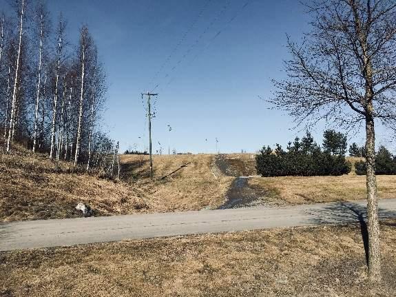 mahdolliselle uudelle sisäänkäynnille Vähän