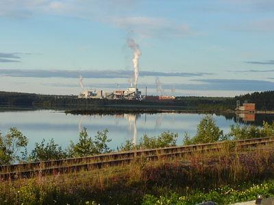 Se on ehdottoman välttämätön konkreettisen kuvan saamiseksi hankkeen mittasuhteista rakennelmana. Matkailuelinkeinolle hanke massiivisuudessaan on uhka, ei lainkaan mahdollisuus.