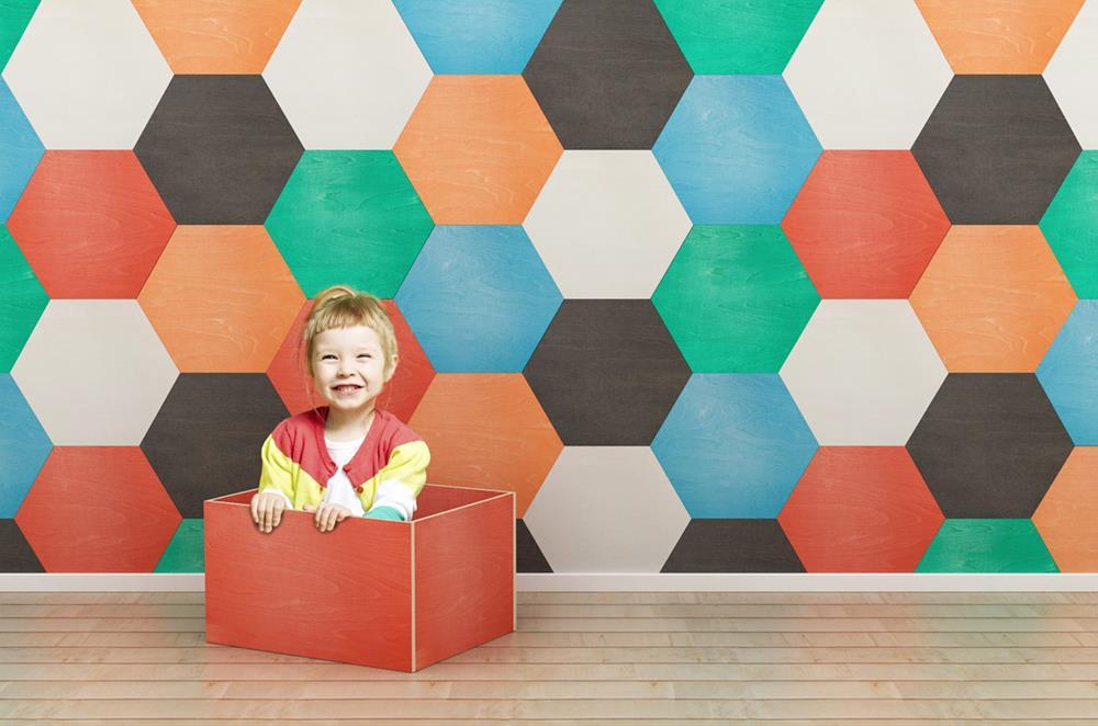 14 KUVA 8. Koskidecor Eco Transparent (Koskisen 2018.) Koskidecor Laminate Koskidecor Laminate on molemmin puolin pinnoitettu 0,3 mm paksuisella CPL-laminaatilla.