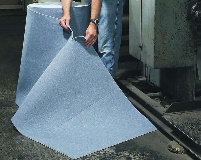 PIG MAT530 Imukyky: 155 l / rulla, paksu Rullan mitat: 76 cm x 46 m Perforointi: 25,5 cm välein Pakkaus: 1 rulla PIG