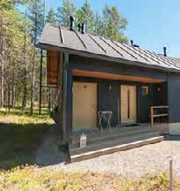KEITTIÖTILASSA BAARIPÖYTÄ. Parvelle jyrkät portaat.