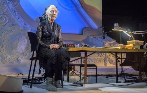 TEATTERI KANSALLISTEATTERI/Suuri näyttämö Musta Saara Ohjaus: Laura Jäntti Käsikirjoitus: Pirkko Saisio Musiikki: Jussi Tuurna vauhdikas, hauska ja älykäs sirkus maailmasta, jossa elämme!
