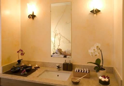 SPA Saint Endréol: Saint Endréol Resortin 2000 m² spa tarjoaa kokonaisvaltaista hyvinvointia erilaisten hoitojen, saunojen ja altaiden muodossa.