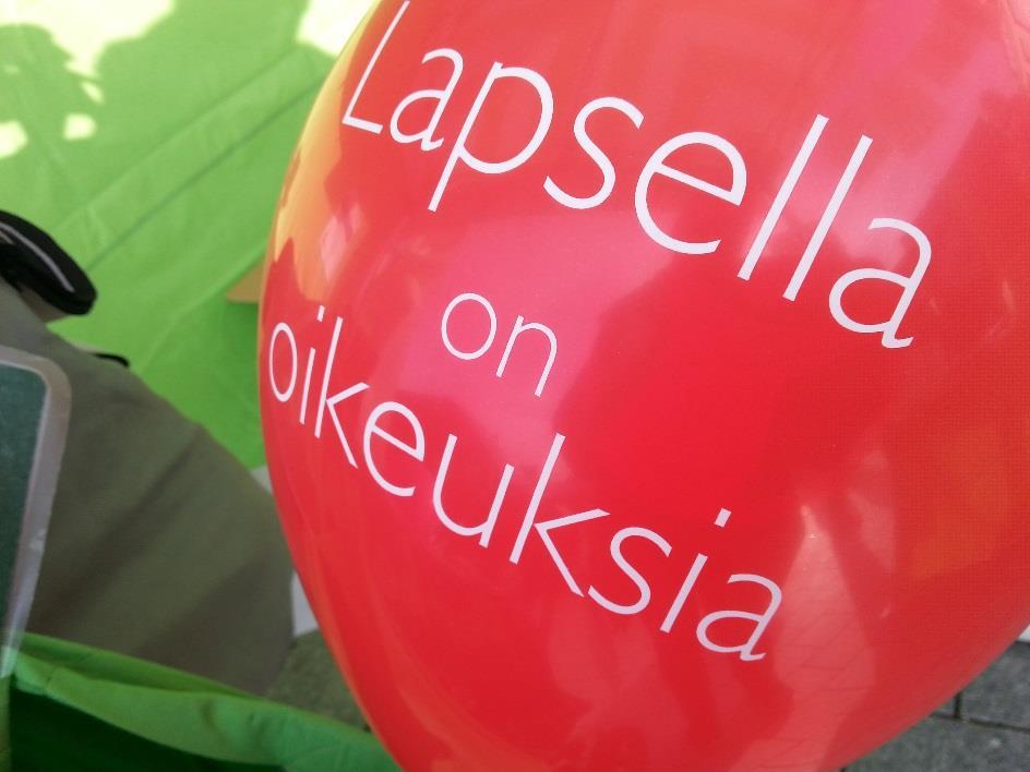 Perheentalo yhteistyön tavoitteet Yhdessä lapsen parhaaksi! 1. Lasten ja lapsiperheiden arjessa suoriutumisen edistäminen.