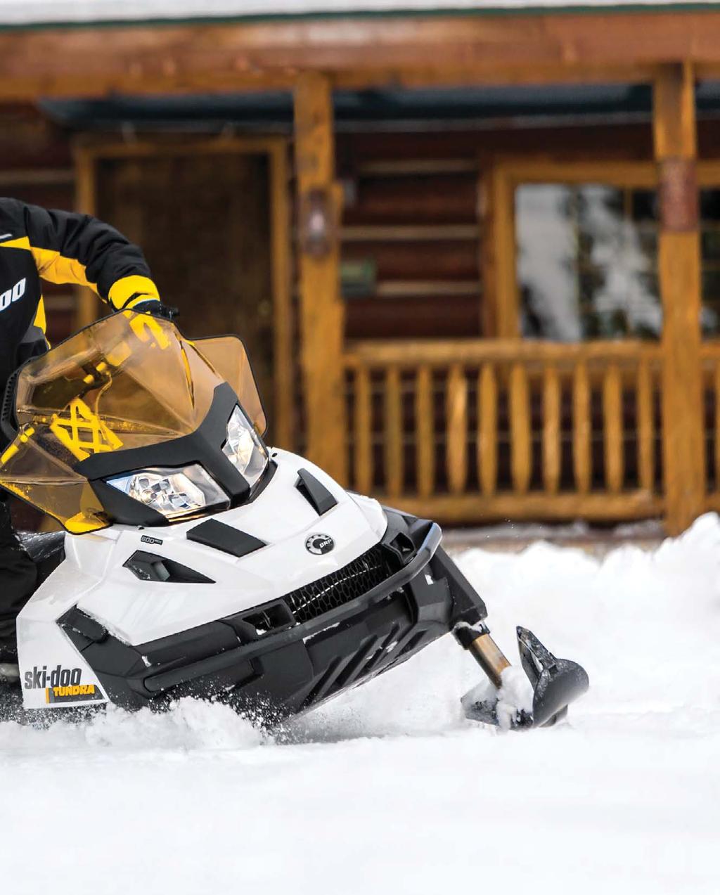 TEKEMÄTTÖMIIN TÖIHIN UUDET URHEILULLISET HYÖTYKELKAT Ammattilaisen tavoin valitset kuhunkin työhön juuri oikean työkalun. Ja siksi valintasi on Ski-Doo.