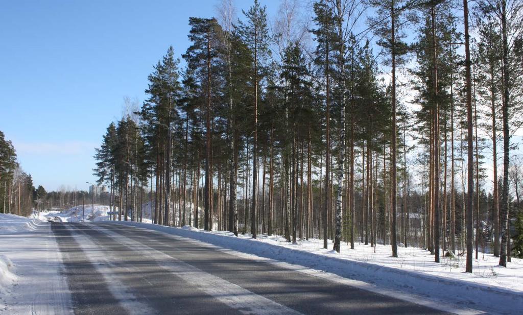 Tuulikallion pientaloalueen kohdalla oleva harvahko