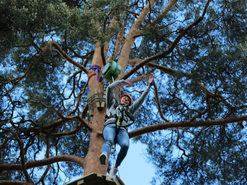 Kauden uutuudet Lennä Varalan kattojen yli uusi kolmen liu un rata Freefall
