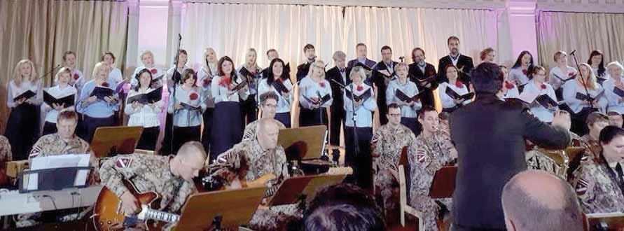 Vapauden Laulu -konsertti Latvian ja Suomen historiaa yhdistävät jääkärit Jääkärit yhdistävät Suomen ja Latvian historiaa. Jääkärit taistelivat Saksan itärintamalla, joka oli Latvian aluetta.
