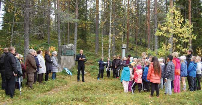 uhrauksiin. Esi-isien perintö Isänmaa velvoittaa. Muistotilaisuudet vuosittain Patsaalla on järjestetty vuosittain 20.