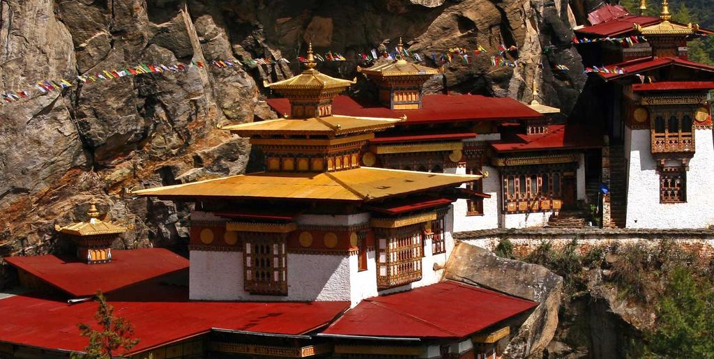 Bhutanin kiertomatka Bhutanin koskematon luonto, luostarit ja