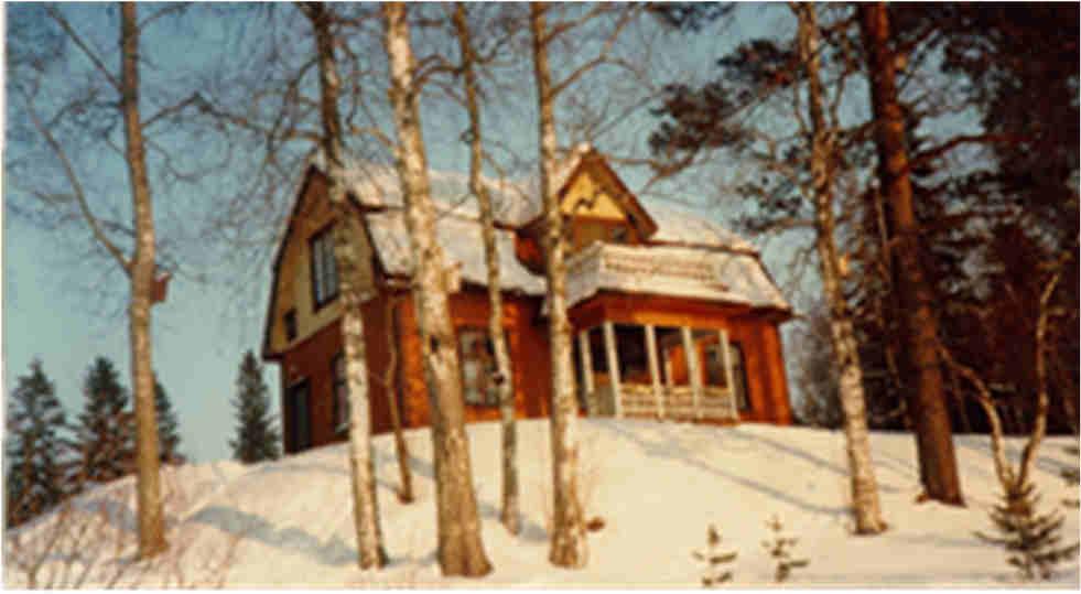 sotien jälkeen v. 1945, jolloin valmistuivat ns. asevelipalstoille V. Laitisen suunnittelemat talot Viskaalinmutkan Nivannotkon puoleiseen päähän. V. 1946 valmistui Jorma Järven suunnittelema Metsänhoitoyhdistyksen talo.