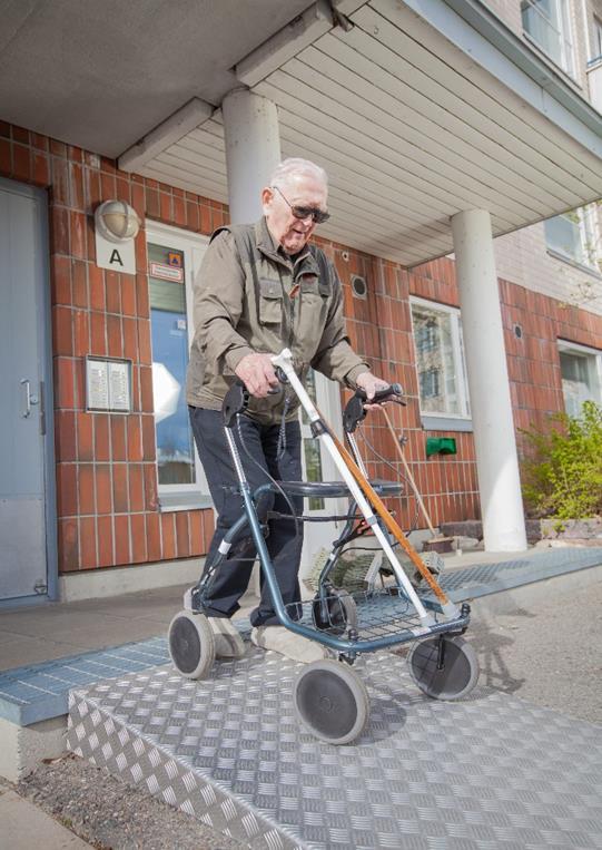 Asuminen laatusuosituksessa Ikääntyneiden tarpeet huomioon asuntokannan korjaamisen edistämisessä ja asuinympäristöjen suunnittelussa ja ylläpidossa.