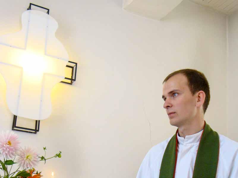 PYHÄKOULULAISESTA PAPIKSI Länsi-Inkerissä kahta seurakuntaa palveleva pastori Anatolij Leshik opiskeli Teologisessa Instituutissa vuosina 2002-2007.