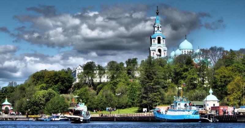 23. 25.8.2018 Matka Sortavala - Valamo Käkisalmi Viipuri 01. päivä 23.8. Matkamme alkaa torstaina klo 7.30 Marolankadun pysäkiltä.