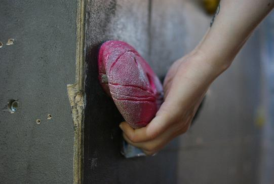 termit ja määritelmät, esimerkiksi Duden-verkkosanakirjassa esiintyvä kiipeilytermi Untergriff.