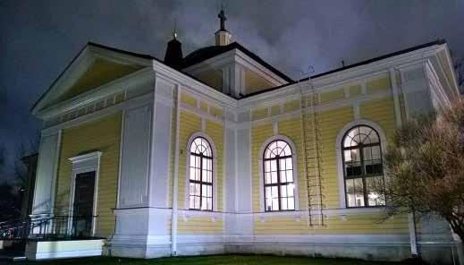 engelskspråkig gundstjänst kl 16.30. Den kända finlandssvenska konstnären R.W.