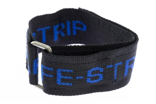 SAFE-STRIP x 3 versiota Kun käsittelet pitkiä ja / tai raskaita letkuja, ne on hyvä niputtaa aina yhteen, jotta niiden käsittely on helpompaa ja turvallisempaa.
