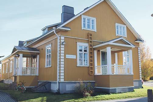14012K KÄSITYÖN TAITEEN PERUSOPETUS TYÖPAJAOPINNOT 12-16-VUOTIAILLE 11.1.-3.5. pe 15-17.15 (45 t) Opistotalo: Huusholli, Gallen-Kallelankatu 14 Emma Koskinen. Kurssimaksu 60 e.