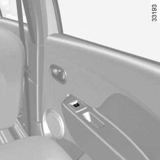 LASINNOSTIMET (3/4) Kertapainallustyyppiset lasinnostimet Jos impulssikytkentä kuuluu auton varusteisiin, se on edellä kuvattujen sähkötoimisten lasinnostinten lisätoiminto.