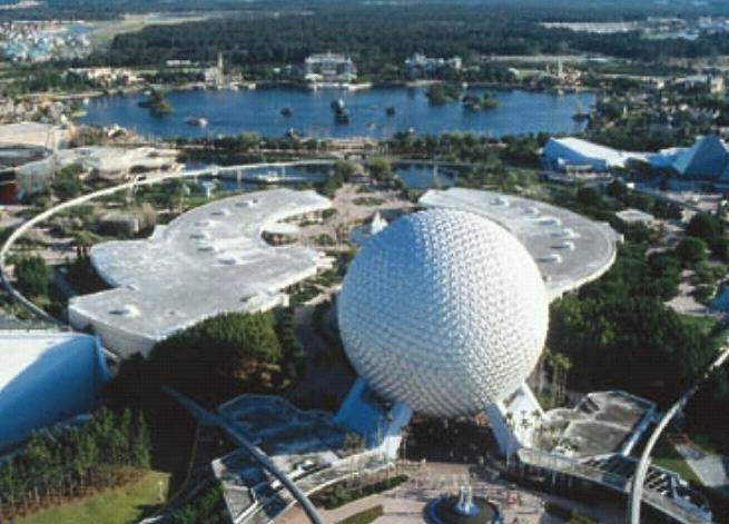 Operaatiot ovat arjen yritystoiminnan sydän - case Disney World - Kysynnän ennustaminen ja kapasiteetin hallinta Laitteiden hankinta, sijoittelu ja huolto Laadun varmistaminen Kauppojen ja