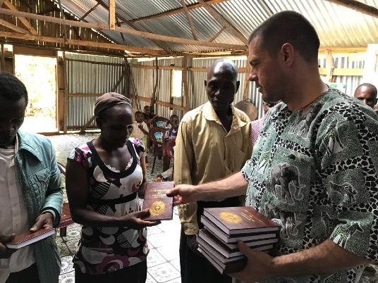 seurakuntien hankkeita). Tämä yhteisö pyrkii ymmärtämään luterilaista oppia. Keniassa on useita kirkollisia yksiköitä.