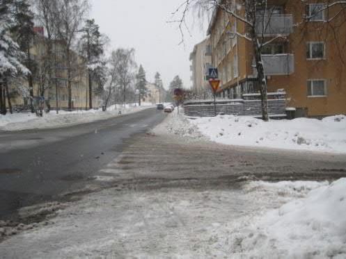 Talviaikaiset pysäköintijärjestelyt Helsingissä 3. Tähän kappaleeseen on koottu talven aikana esiin nousseita asioita pysäköintijärjestelyistä.