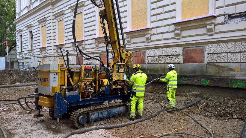 Soilcrete soveltuu kaikenlaisen maa-aineksen stabilointiin ja tiivistämiseen, soraisista