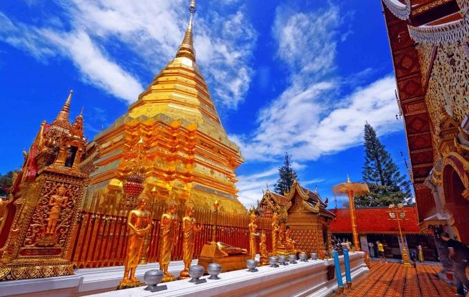 3 120 /hlö Chiang Rai - Chiang Mai - Sukhothai - Ayutthaya -