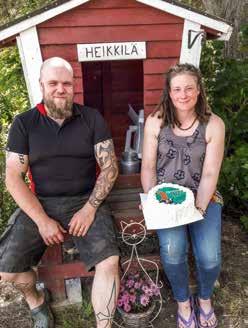 parhaista parhaat 12 000 EKM on huikea saavutus Tänä kesänä fabalaisilla on ollut kunnia viedä onnittelukakkuja asiakastiloille, joiden viime vuoden tuotos ylitti huikeat 12 000 EKM kg.