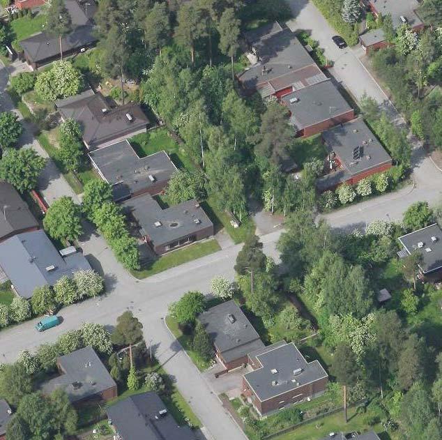 geometriaa. Ikämiestenkadun alue on edustava esimerkki 1970-luvun omakotialuesuunnittelusta.