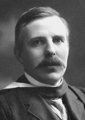 Rutherford löysi ytimen Ernst Rutherford oli opiskelija Thomsonin alaisuudessa.