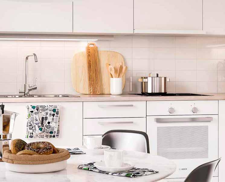 Skanska Design Soft Keittiö on kodin sydän. Design-mallistojen vaihtoehtoisia materiaaleja yhdistelemällä luot oman tyylisi mukaisen kokonaisuuden.