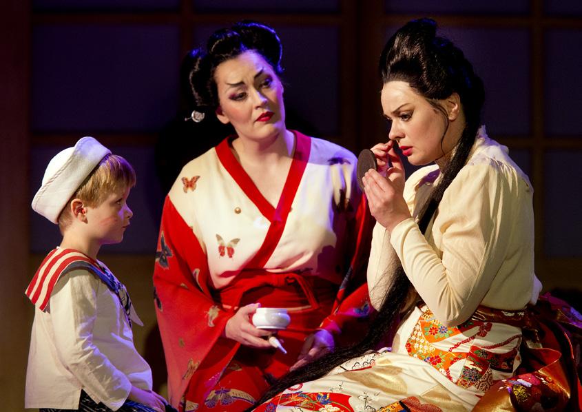 8 Madama Butterfly Savolinnan oopperajuhlat, 2014 SAVONLINNAN OOPPERAJUHLIEN STRATEGINEN KUMPPANI Tulin Savonlinnan oopperajuhlien festivaalijohtajaksi syksyllä 2012.