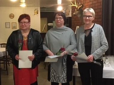 Yhdistyksen kunniapuheenjohtaja Osmo Rantanen muisteli Janakkalan taksien värikästä historiaa mehukkaita kielikuvia sisältävässä juhlapuheessaan.