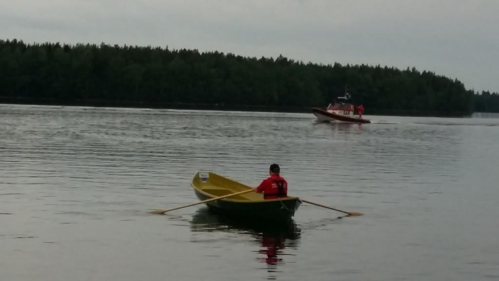 Katsastus Kuluneen vuoden aikana tuli uudet hätämerkinantovälineiden säännöt ja seuraamme saatiin koulutettua kolme uutta katsastajaa, Jukka Salonen, Kari Pohjonen ja Atte Pasanen.