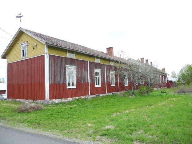 5 km itään päin. 3.1.3 Rakennettu ympäristö Alueen rakennustyyli on vaihteleva.