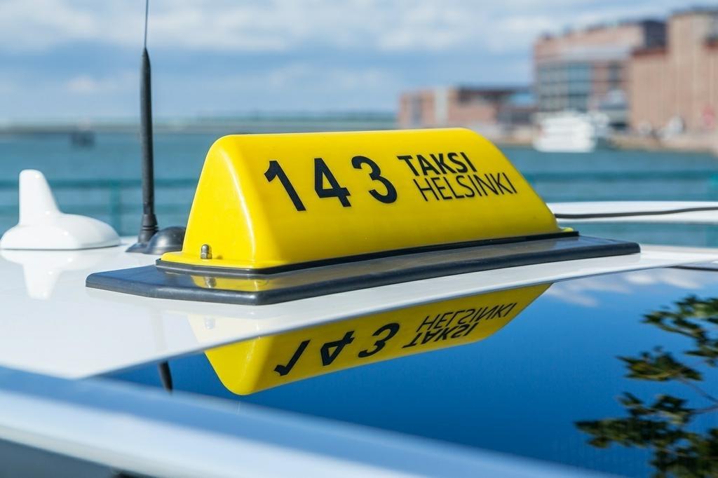 selaimella, klikkaa tästä Autoilija- ja kuljettajatiedote $times tamp-j.n.