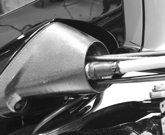 Polttoineen lisäineet Hiilikrstn kertymisen minimoimiseksi moottoriin suositmme, että lisäät Mercury ti Quicksilver Quickleen Engine Tretment -lisäinett moottorisi polttoineeseen jok ensiinitäytön